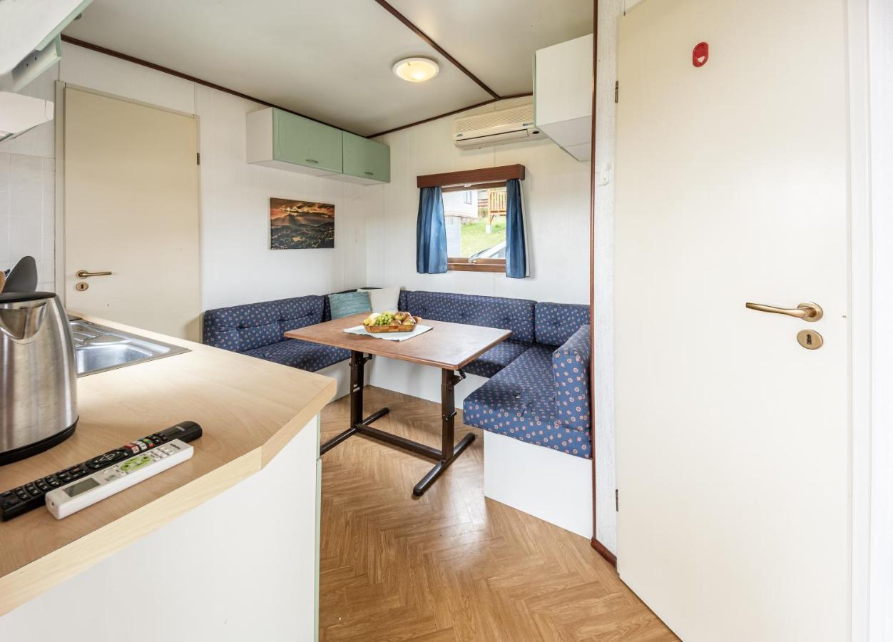 Mobilheim Chalet - Vyrovicka Prehrada Vyrovice Dış mekan fotoğraf