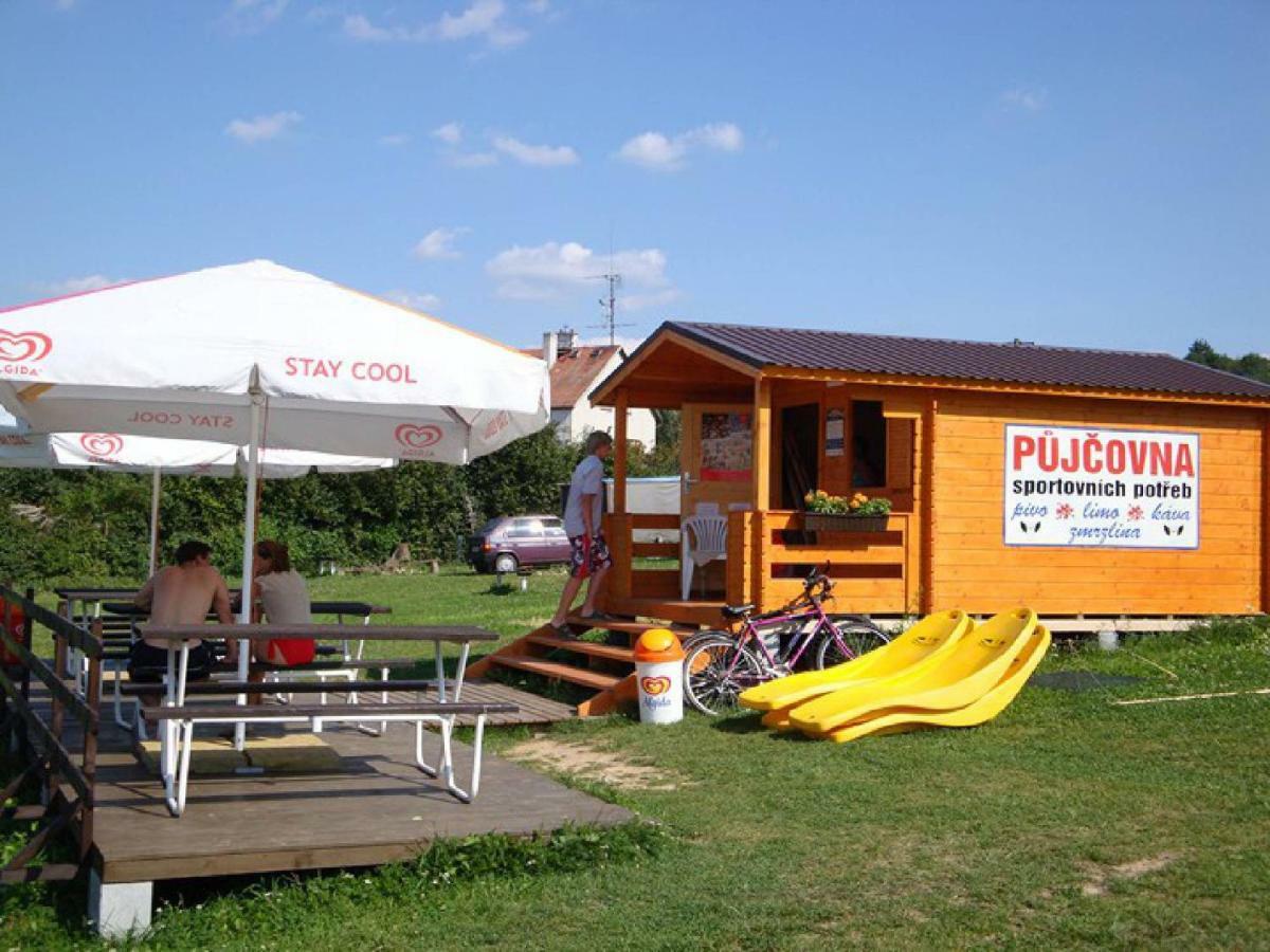 Mobilheim Chalet - Vyrovicka Prehrada Vyrovice Dış mekan fotoğraf