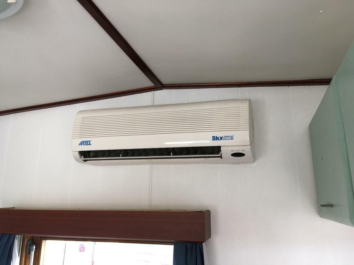 Mobilheim Chalet - Vyrovicka Prehrada Vyrovice Dış mekan fotoğraf