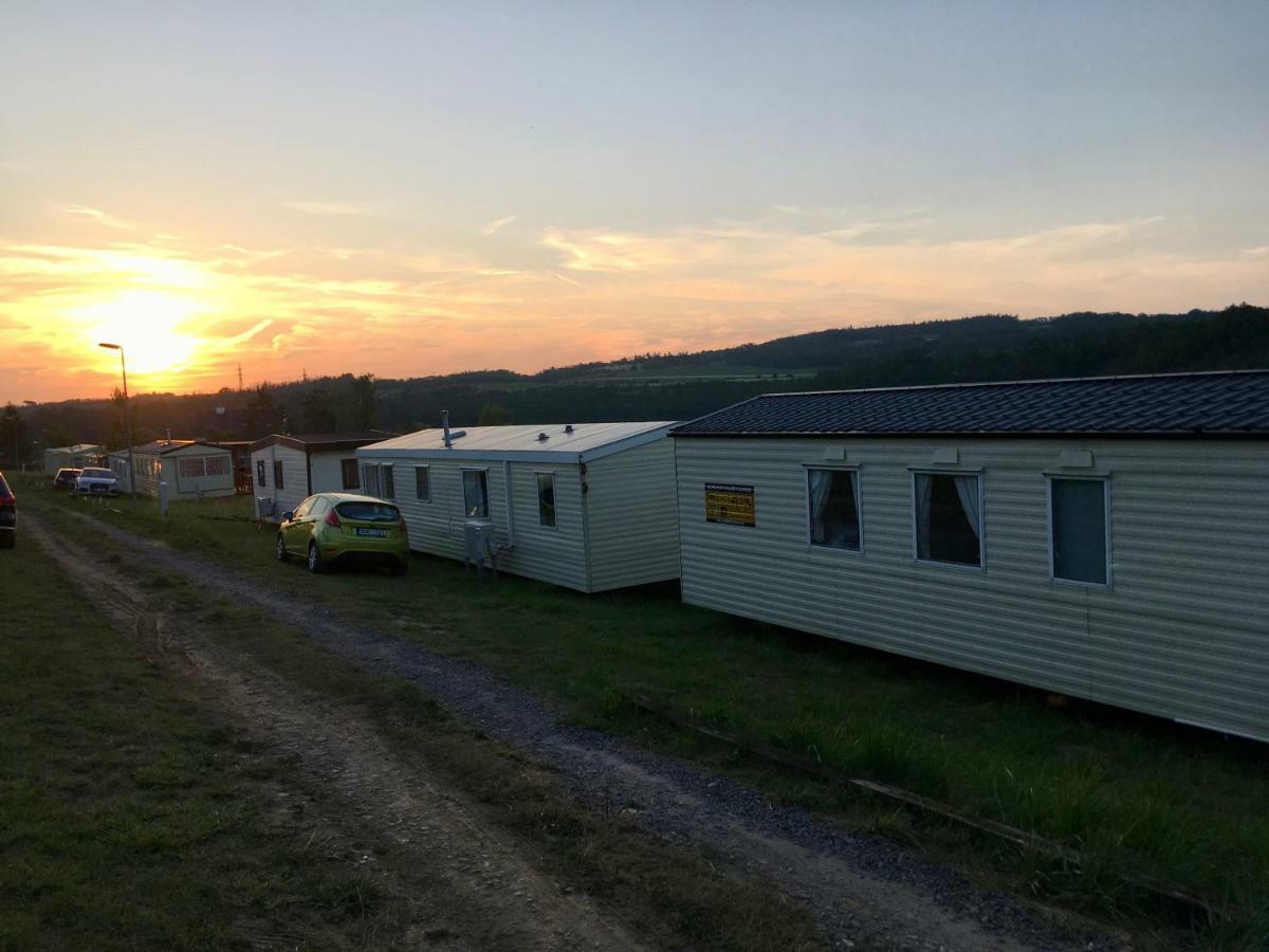 Mobilheim Chalet - Vyrovicka Prehrada Vyrovice Dış mekan fotoğraf